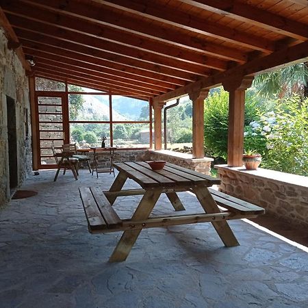 Amplia Y Comoda Casa De Piedra Con Porche Y Jardin San Roque de Ríomiera Exterior foto